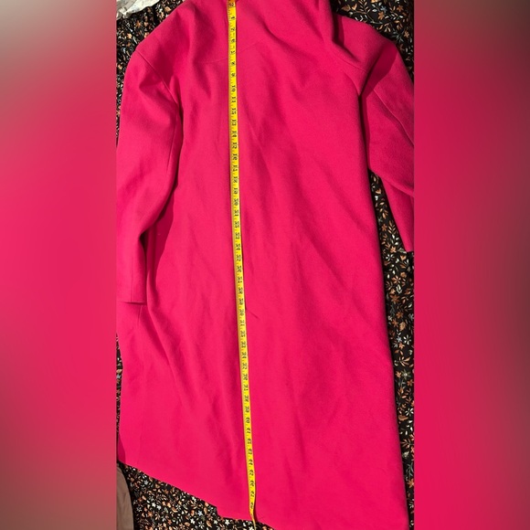 Beautiful pink coat - Picture 5 of 6